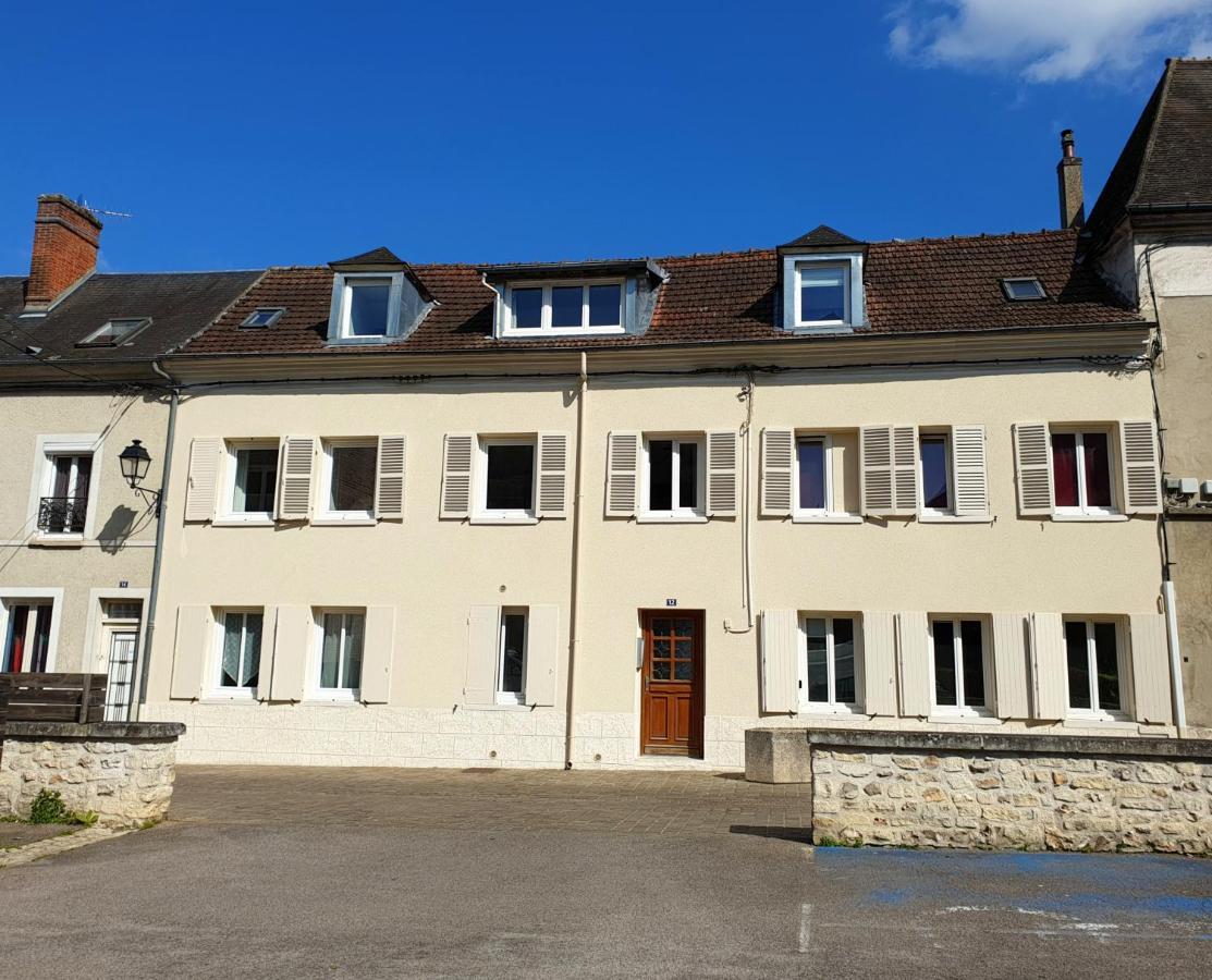 Appartement Avec Terrasse Gaillon Exteriér fotografie