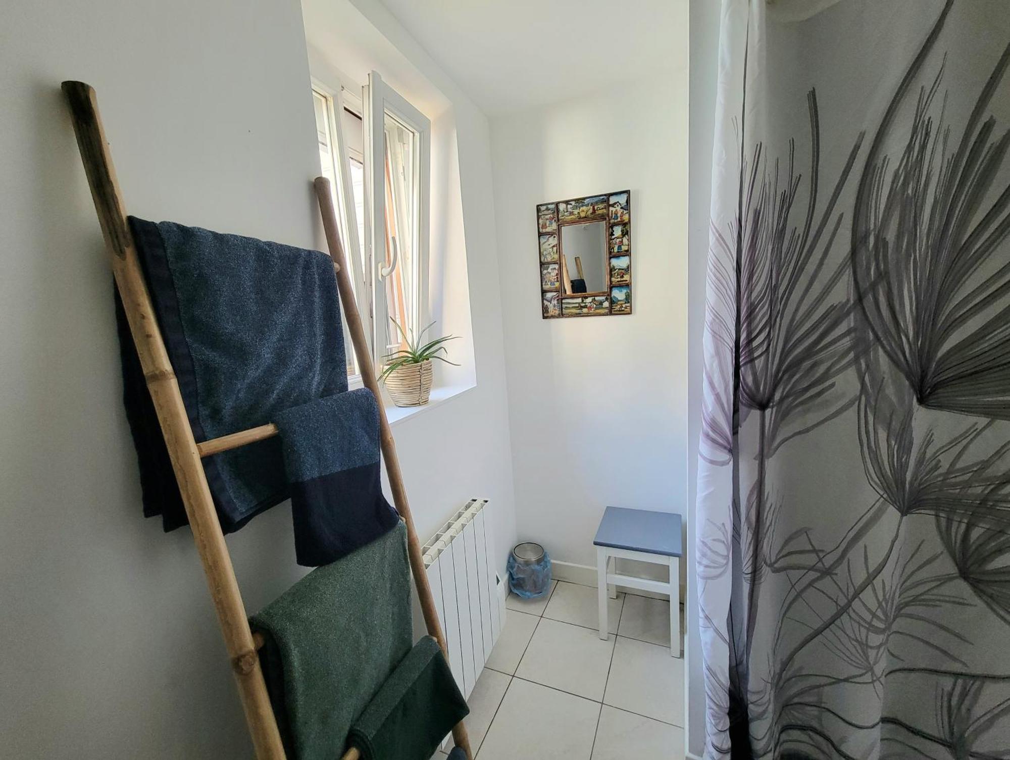 Appartement Avec Terrasse Gaillon Exteriér fotografie